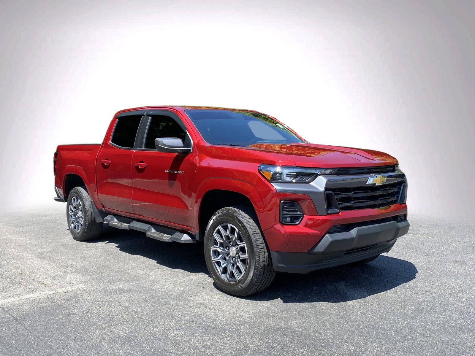 Used 2023 Chevrolet Colorado LT w/ LT Convenience Package III RWD image 2