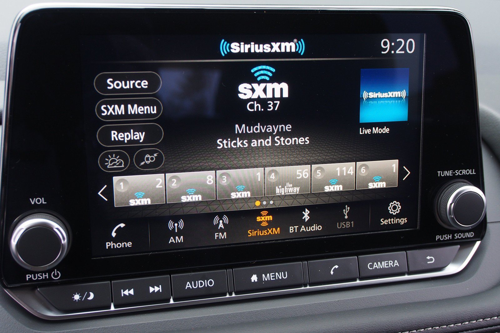 Used 2026 Nissan Rogue SV FWD image 23