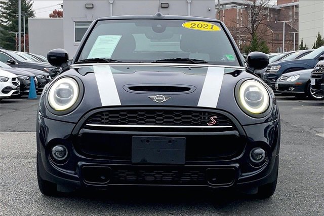 Used 2021 MINI Cooper S image 2