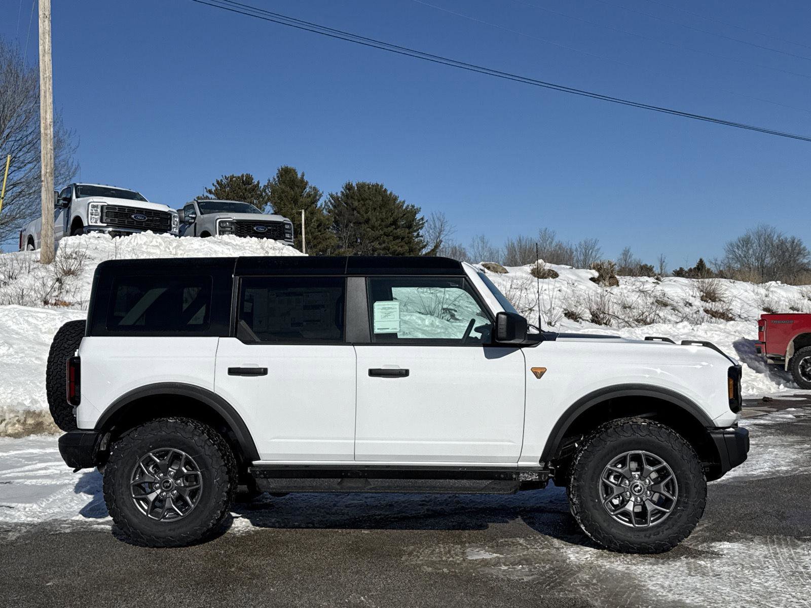 New 2025 Ford Bronco Badlands AWD/4WD image 6