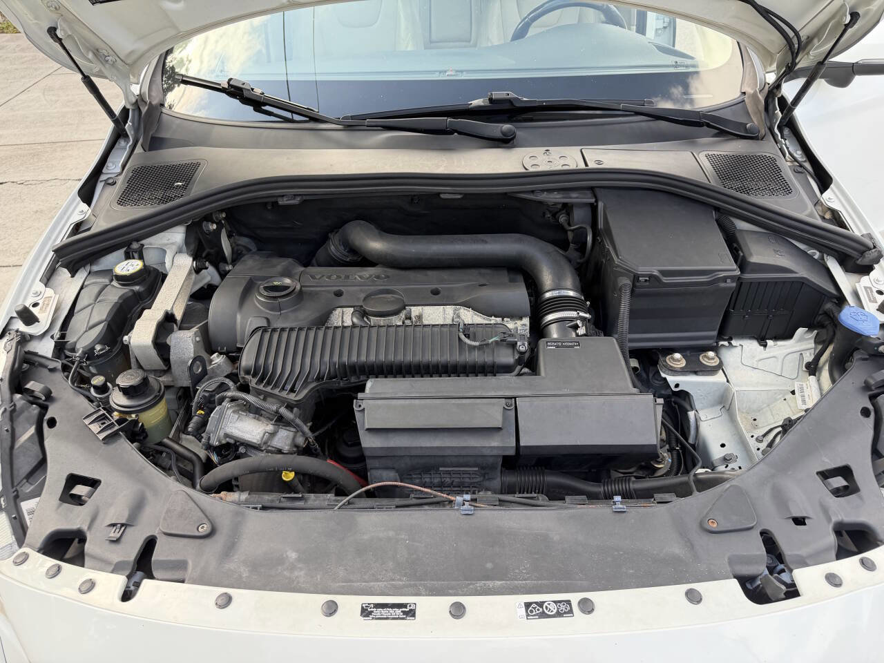 Used 2013 Volvo S60 T5 image 24