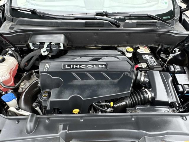Used 2019 Lincoln Nautilus Reserve FWD image 9