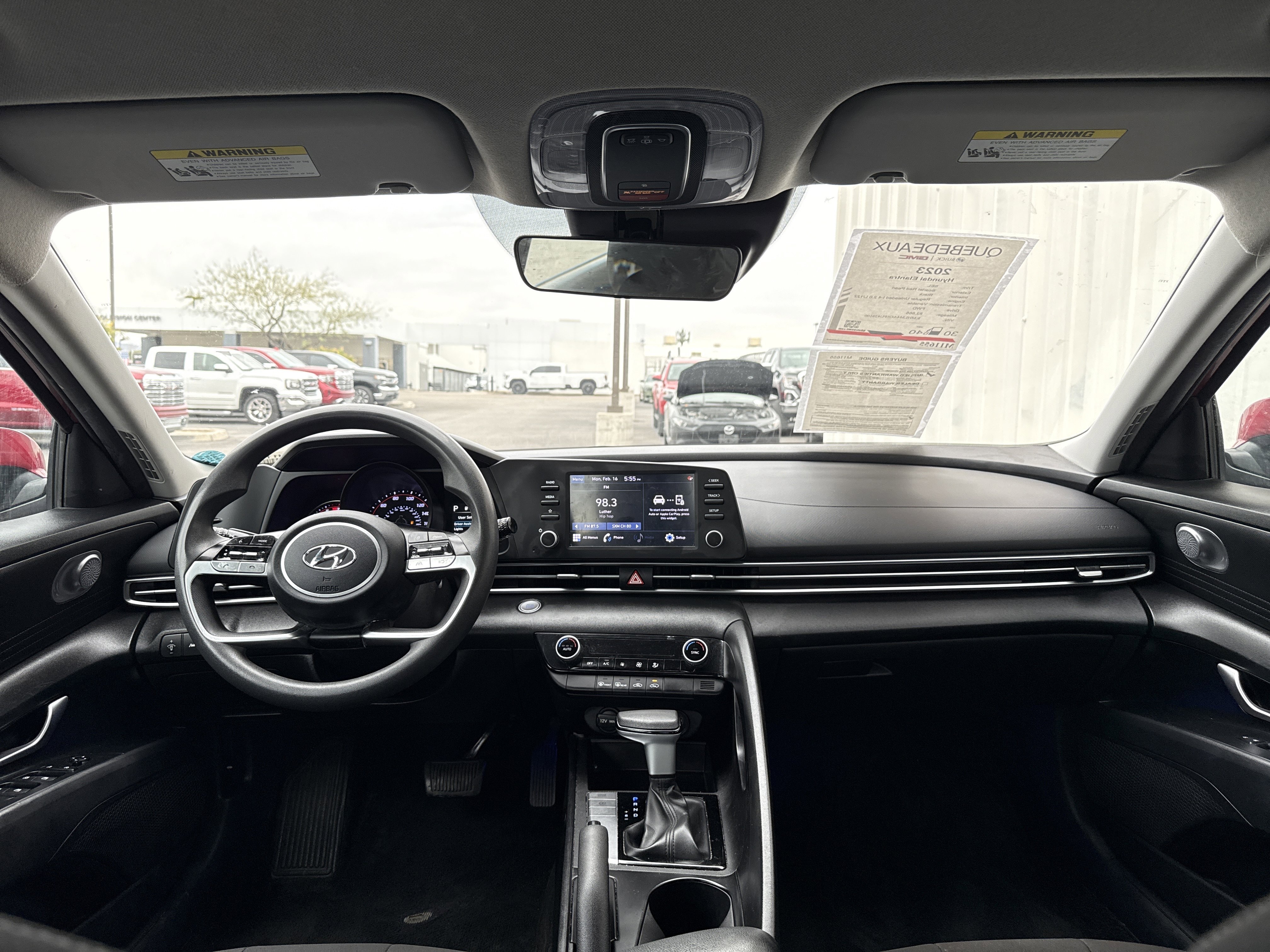 Used 2023 Hyundai Elantra SEL w/ Preferred Accessory Package image 15