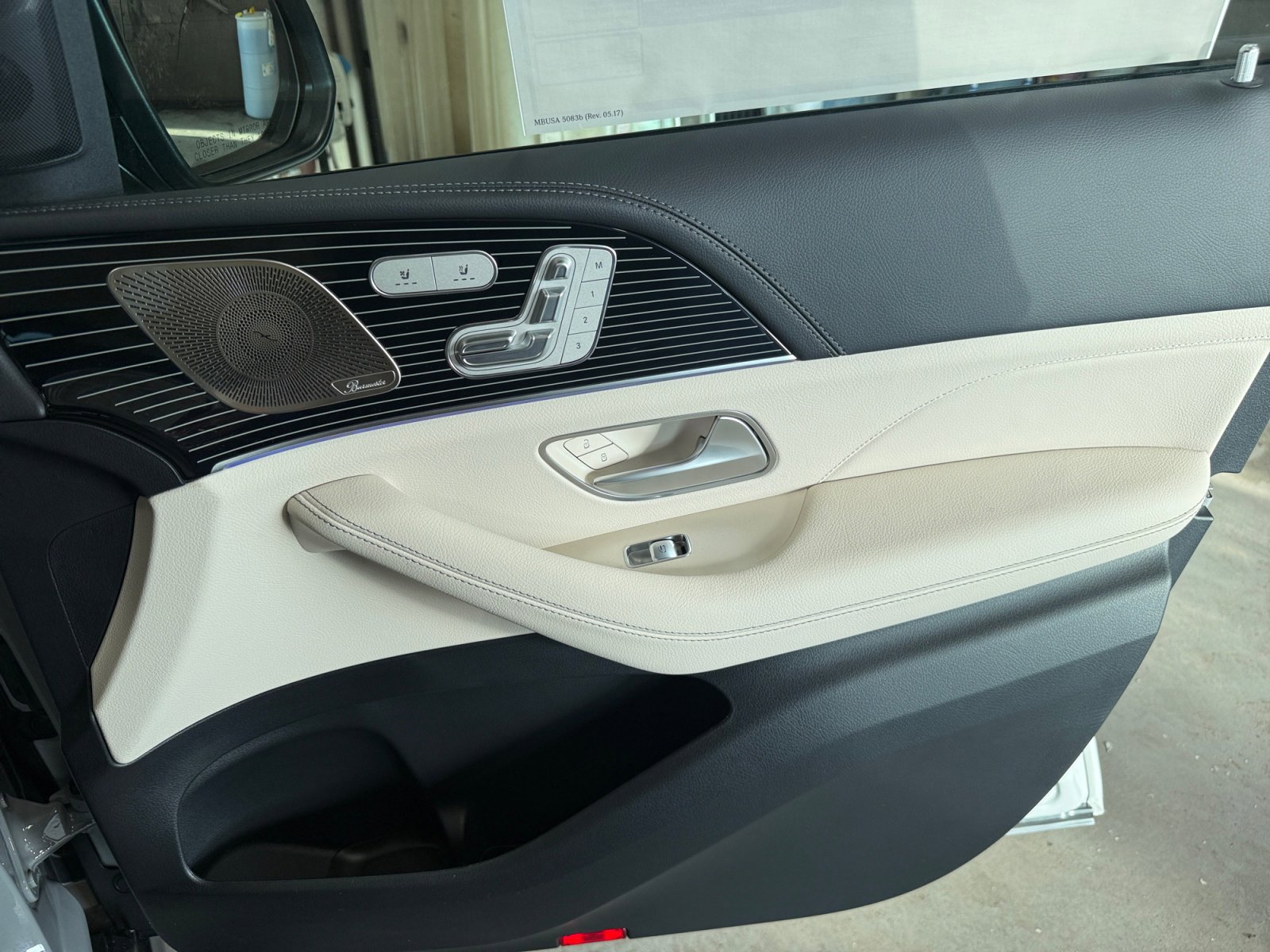 New 2026 Mercedes-Benz GLS 580 4MATIC image 16