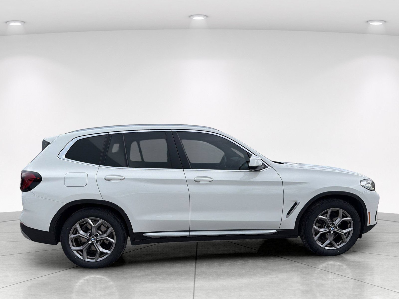Used 2022 BMW X3 sDrive30i w/ Premium Package 2 RWD image 4