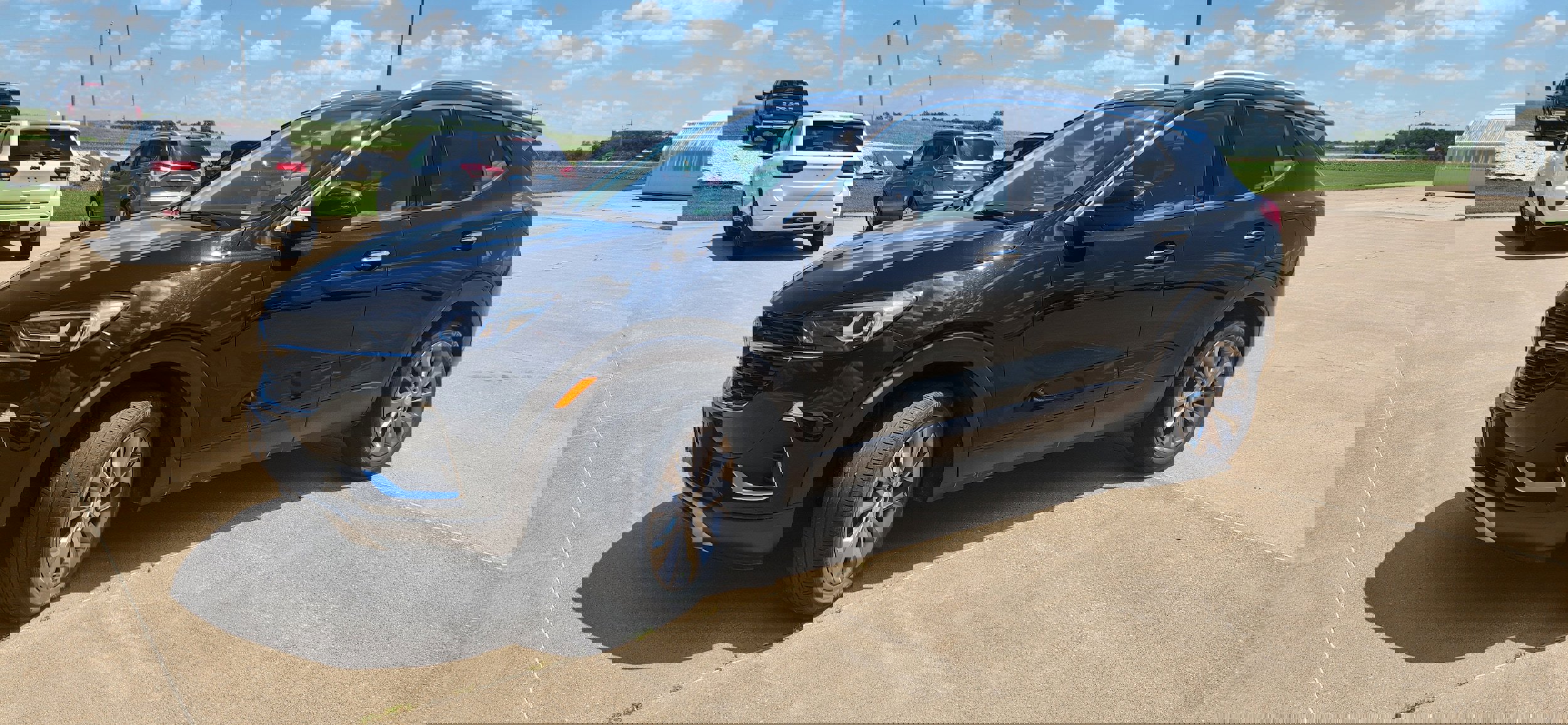 Used 2020 Buick Encore GX Essence w/ Experience Buick Package image 4