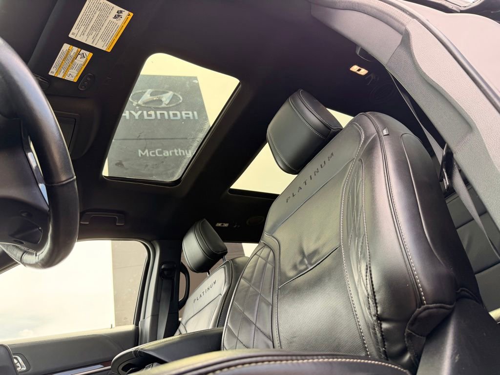 Used 2019 Ford Explorer Platinum AWD/4WD image 26