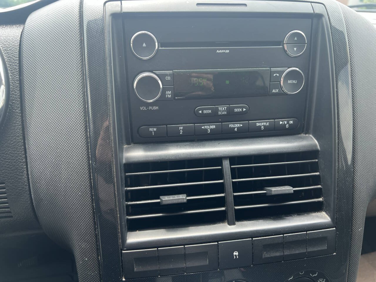 Used 2010 Ford Explorer Sport Trac XLT RWD image 11