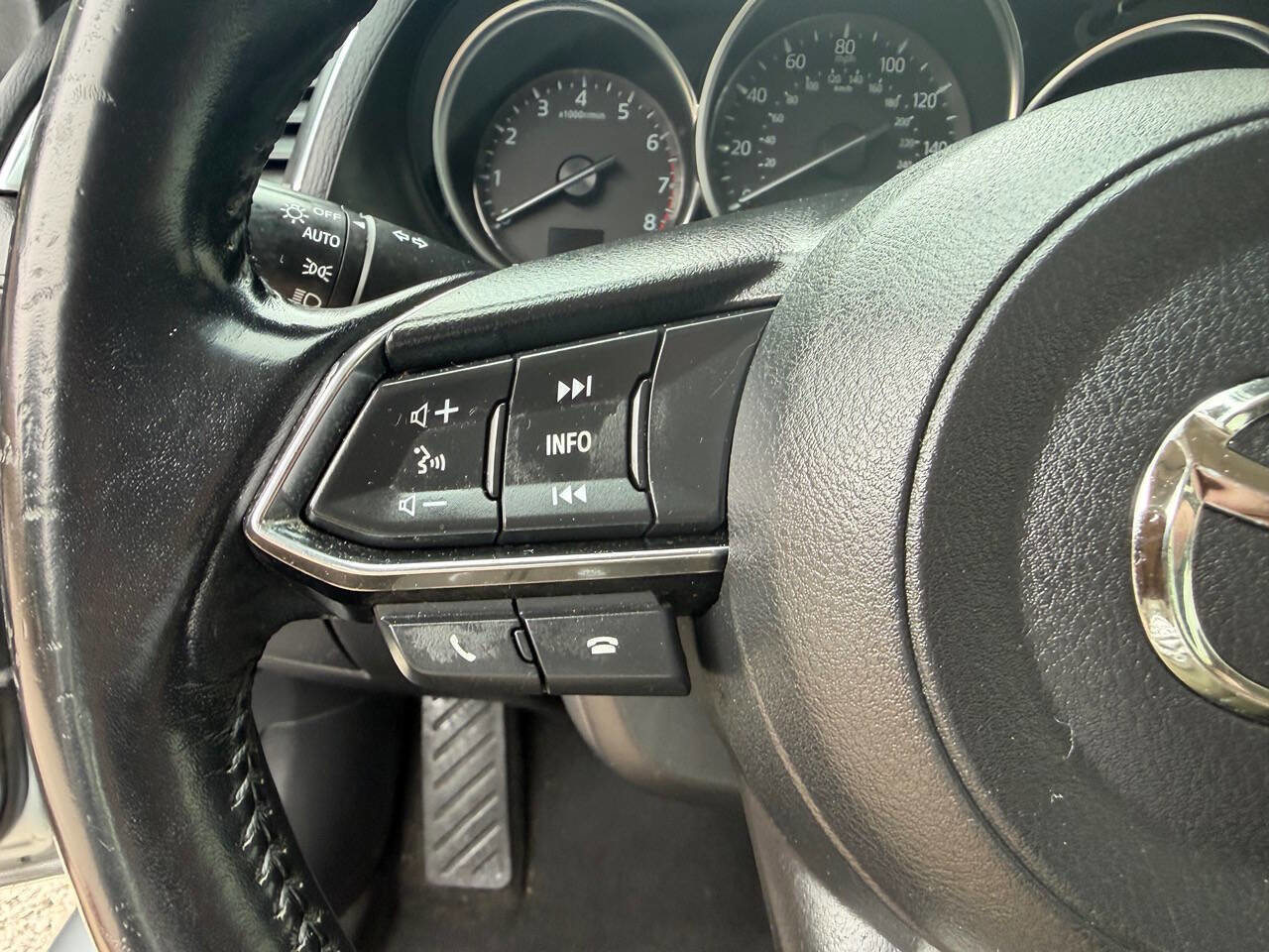 Used 2017 MAZDA MAZDA6 Touring FWD image 19