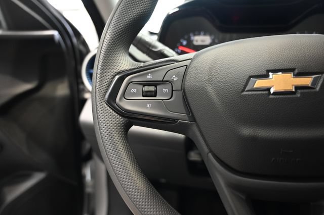 New 2026 Chevrolet Trax LS w/ Driver Confidence Package FWD image 21