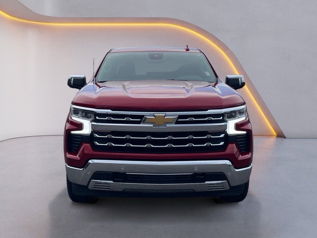 Used 2023 Chevrolet Silverado 1500 LTZ image 2