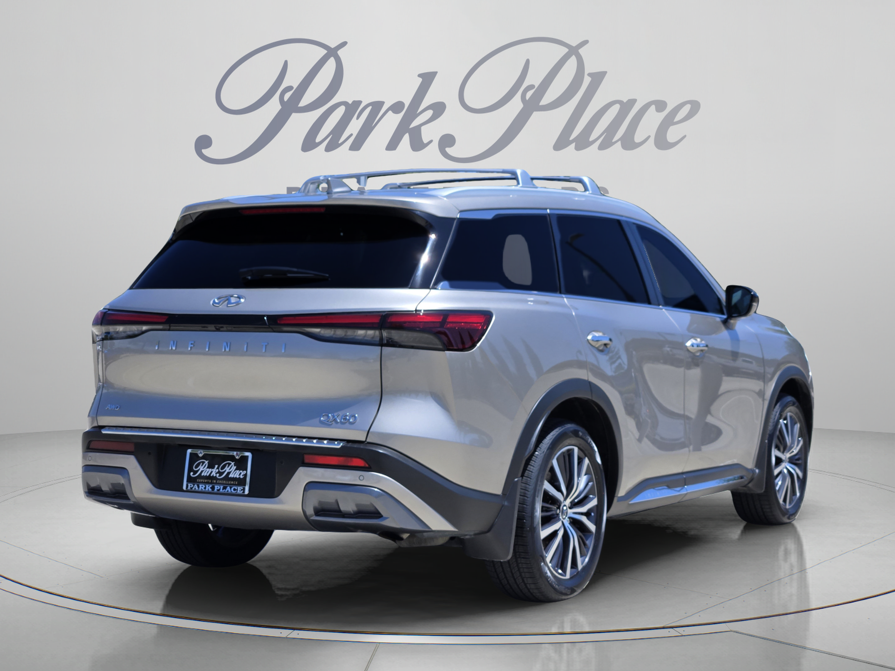Used 2024 INFINITI QX60 Sensory w/ Cargo Package AWD/4WD image 5