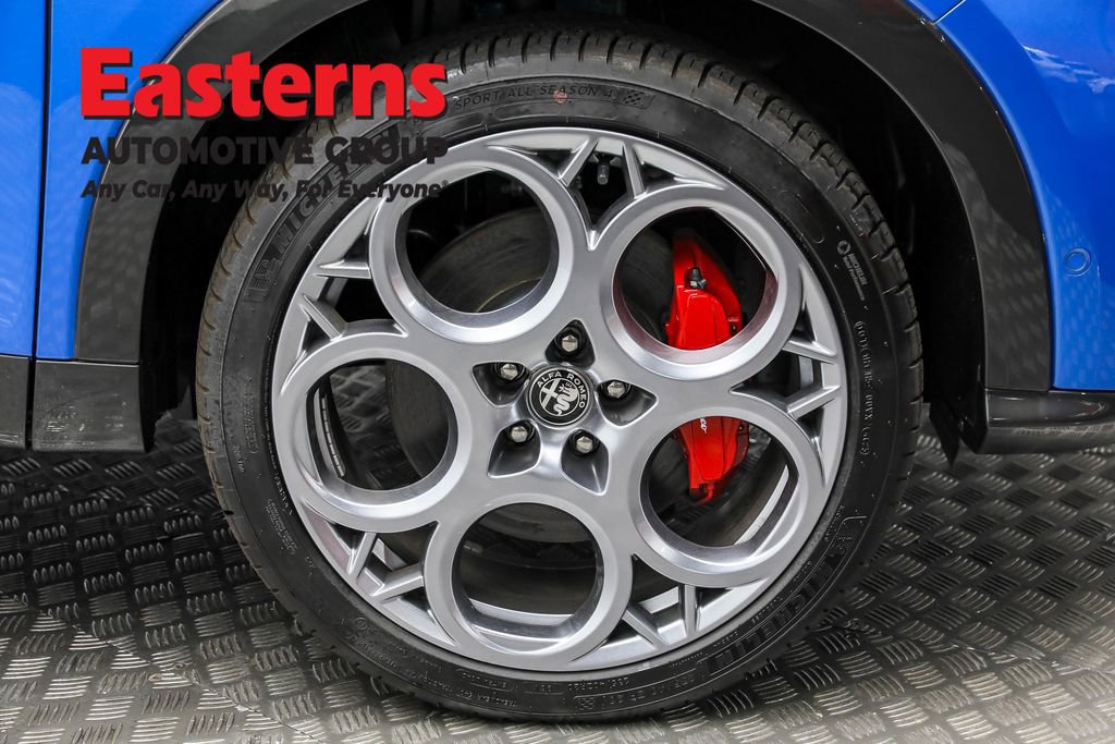 Used 2024 Alfa Romeo Tonale Veloce image 29