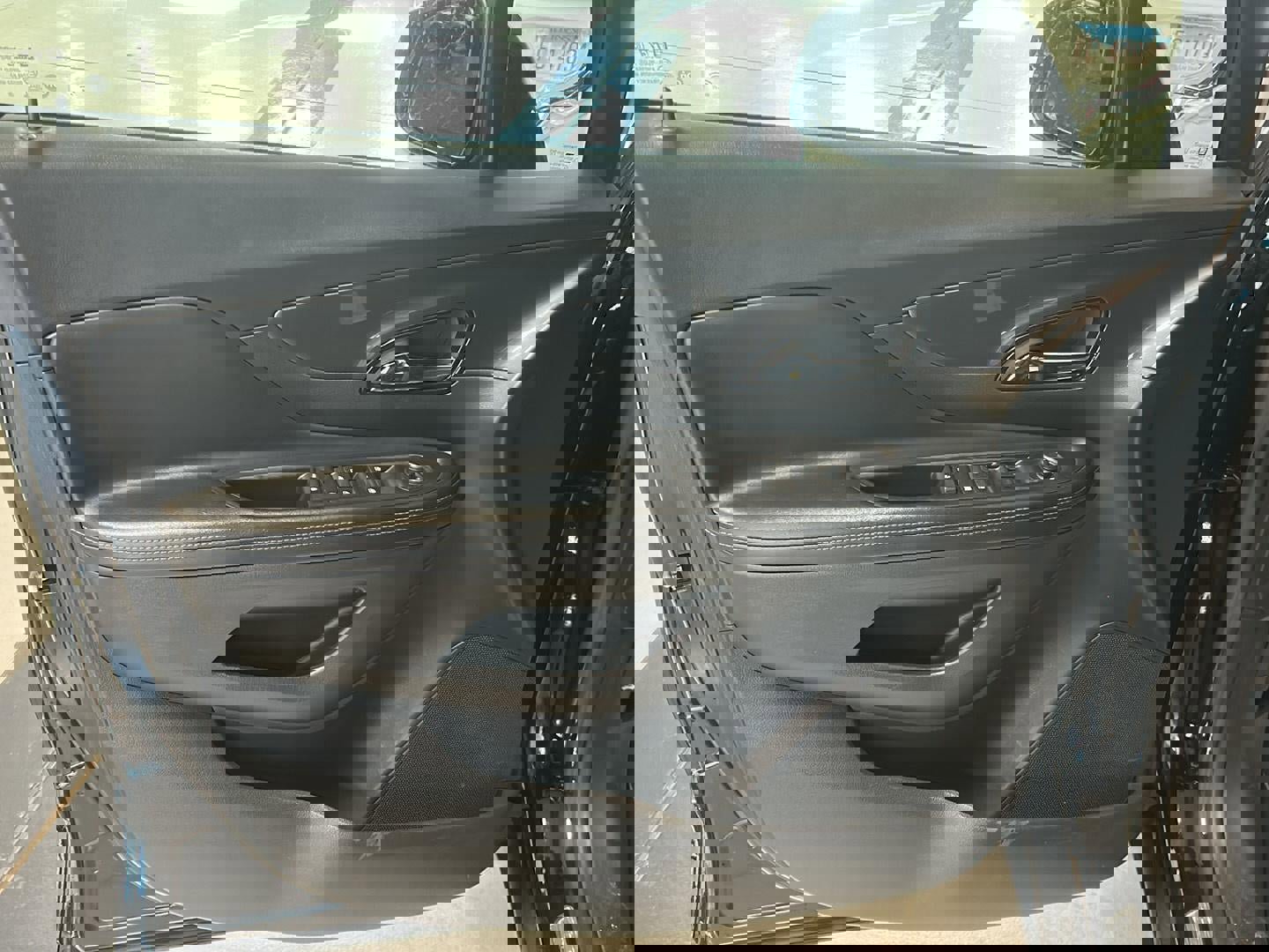 Used 2021 Buick Encore Preferred w/ Safety Package image 15