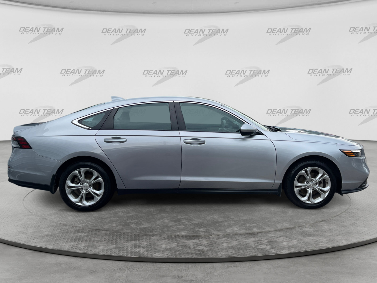 Used 2024 Honda Accord LX image 8