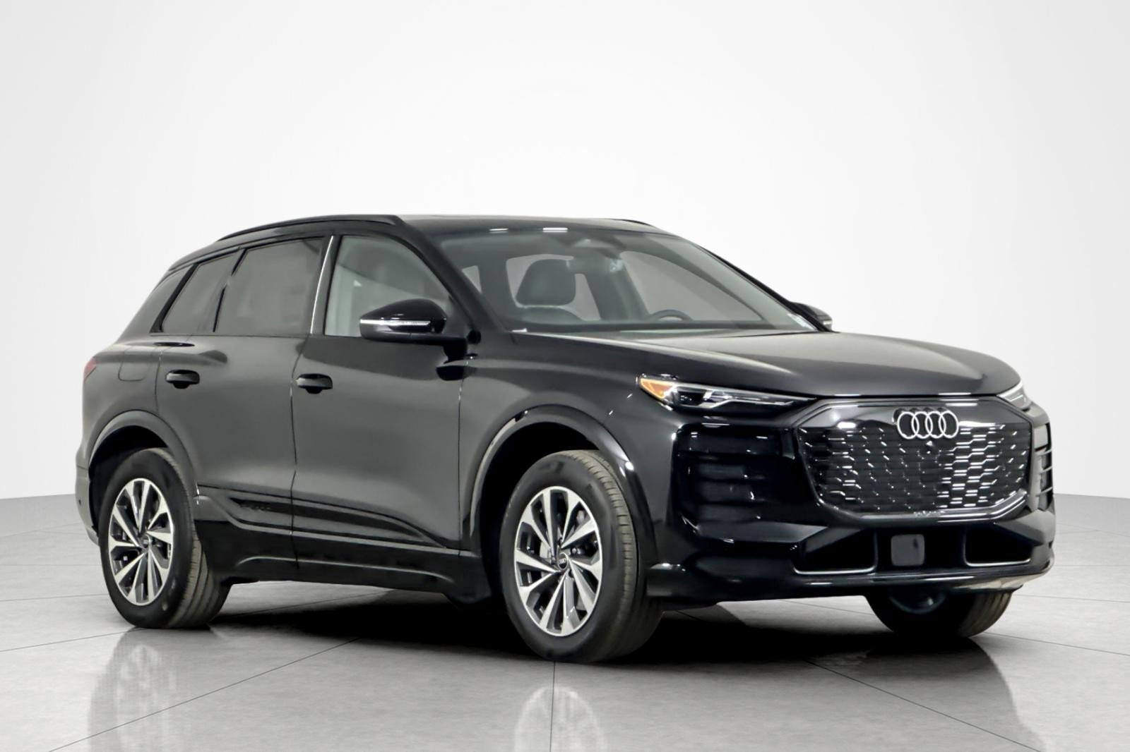 New 2027 Audi Q6 e-tron Premium AWD/4WD image 2