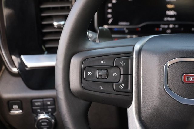 Used 2025 GMC Sierra 1500 Elevation w/ Elevation Premium Package AWD/4WD image 11
