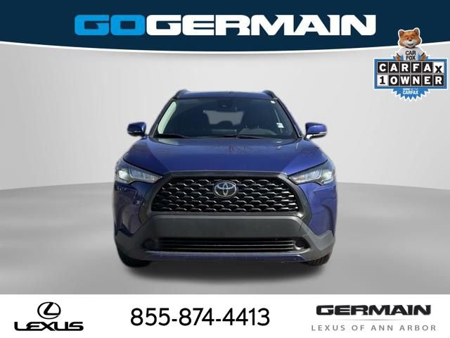 Used 2022 Toyota Corolla Cross LE w/ Black Badges Package (TMS) image 11