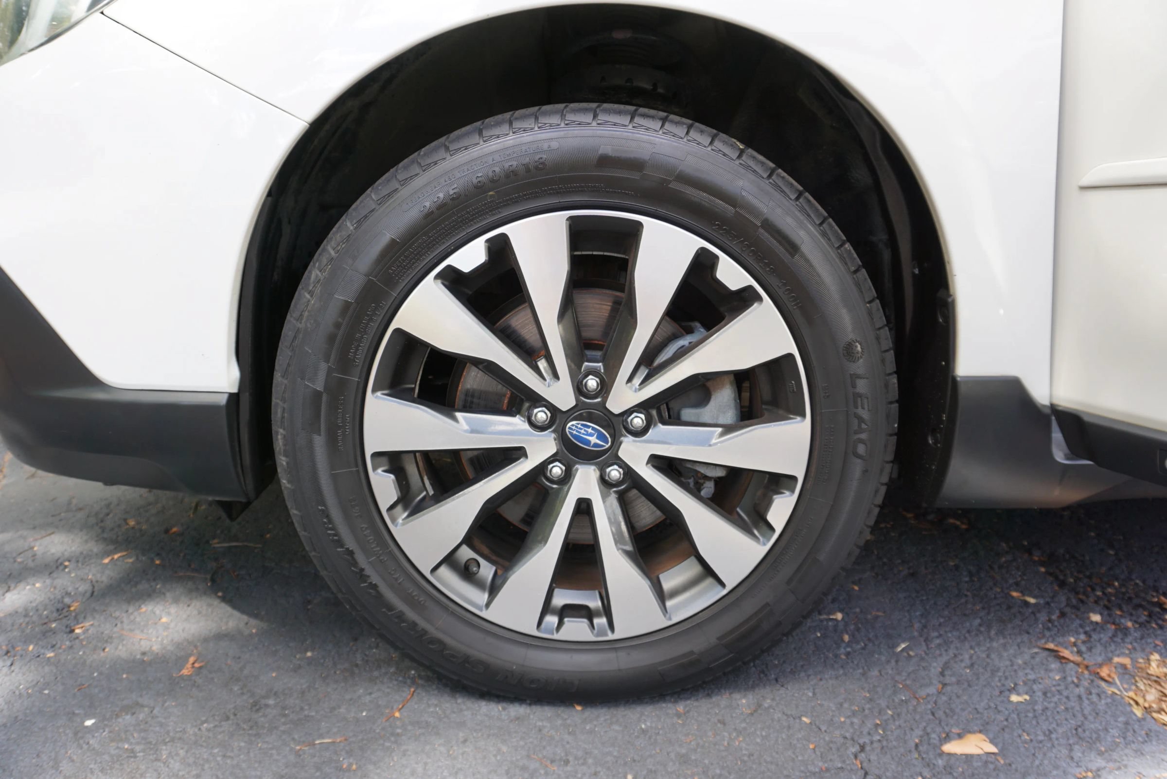 Used 2015 Subaru Outback 2.5i Limited AWD/4WD image 34