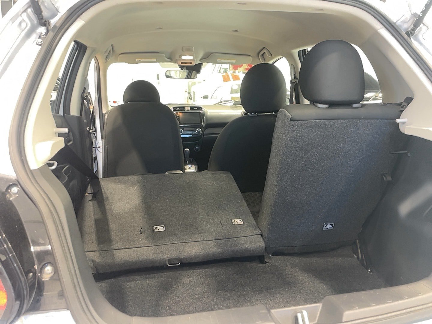 Used 2024 Mitsubishi Mirage ES FWD image 10