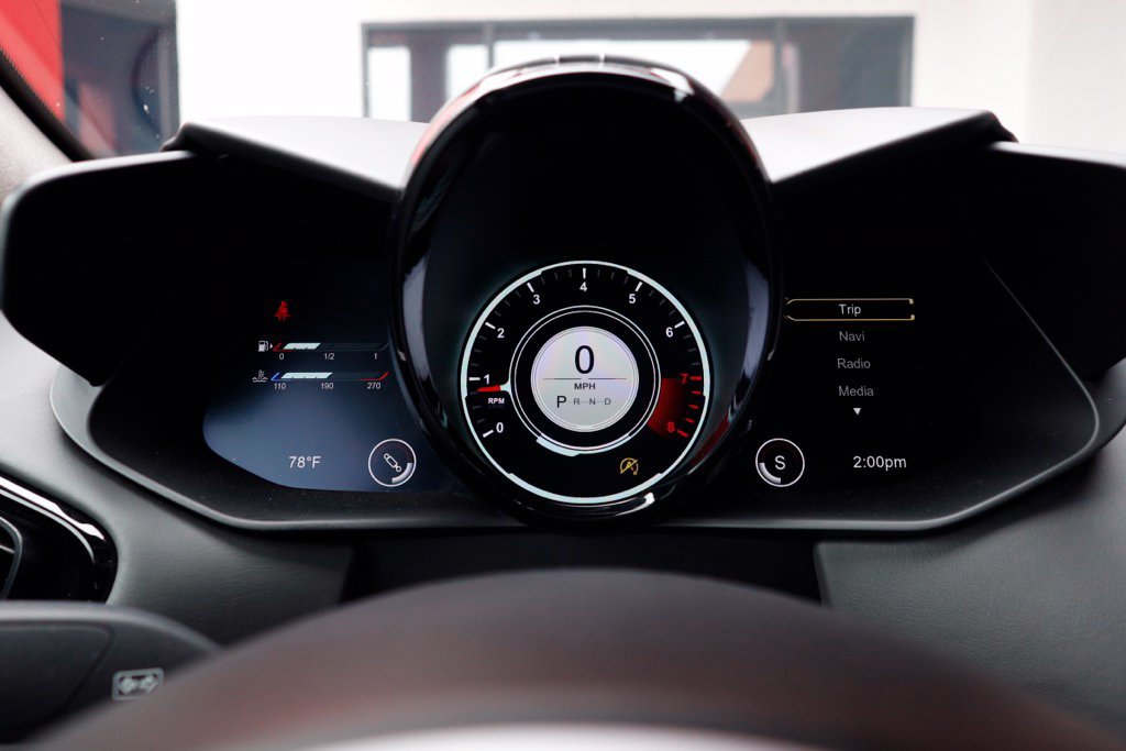 Used 2019 Aston Martin V8 Vantage Coupe RWD image 20