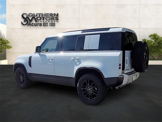 Used 2025 Land Rover Defender 110 S image 22