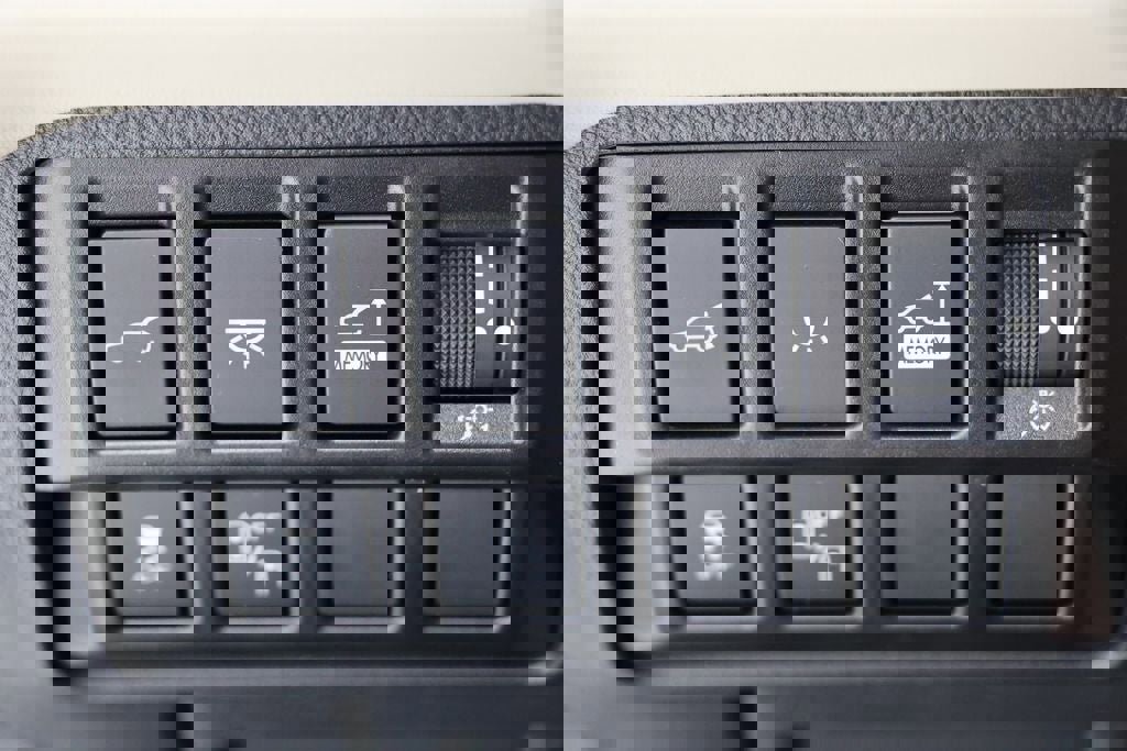 Used 2022 Subaru Ascent Limited w/ Technology Package image 29