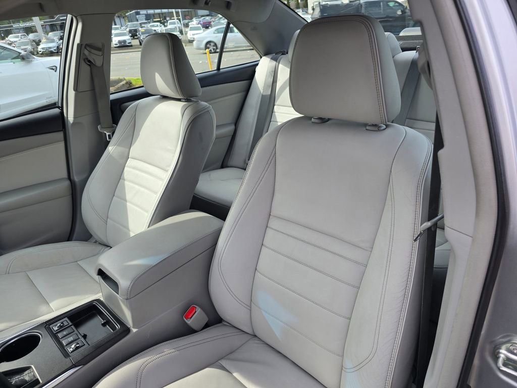Used 2015 Toyota Camry XLE FWD image 22