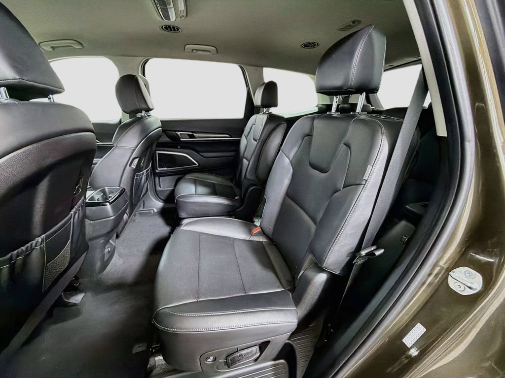 Used 2024 Kia Telluride S AWD/4WD image 26