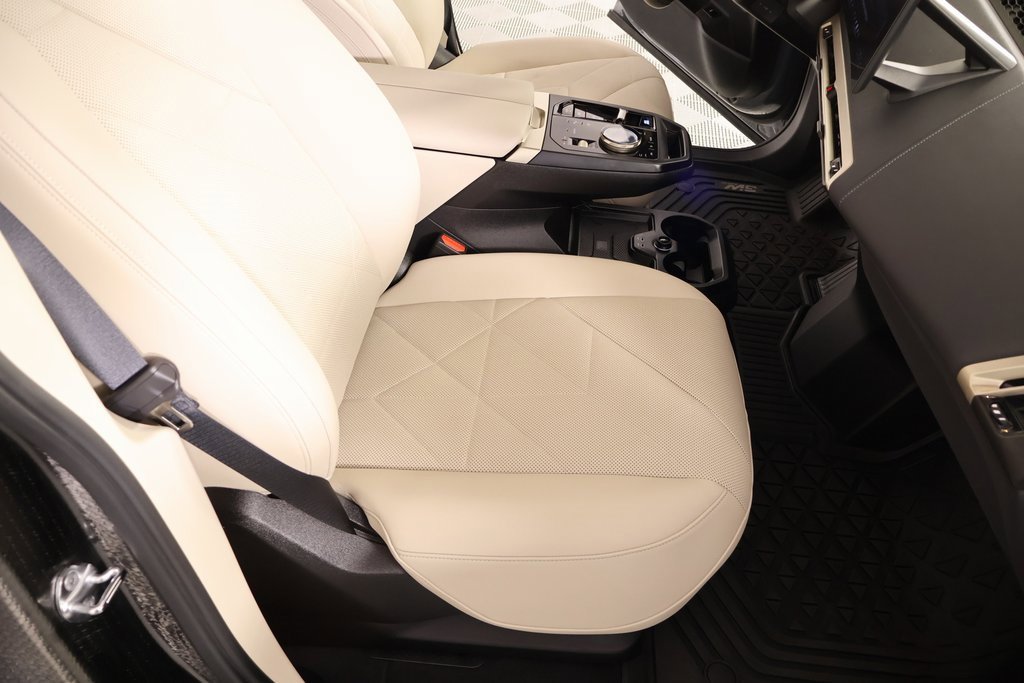 Used 2024 BMW iX xDrive50 w/ Sport Package image 14