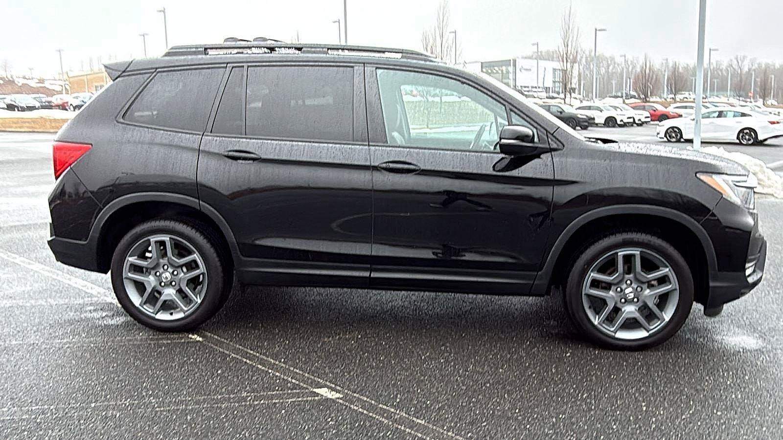 Used 2023 Honda Passport EX-L image 4