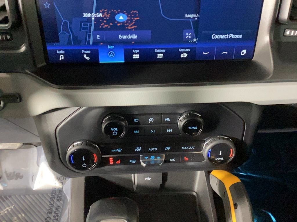 Used 2022 Ford Bronco Badlands image 23