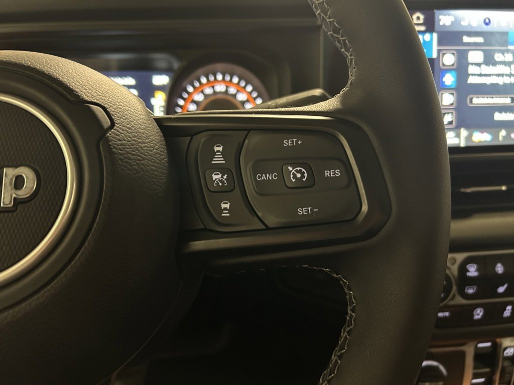 New 2025 Jeep Gladiator Rubicon w/ Convenience Group image 10