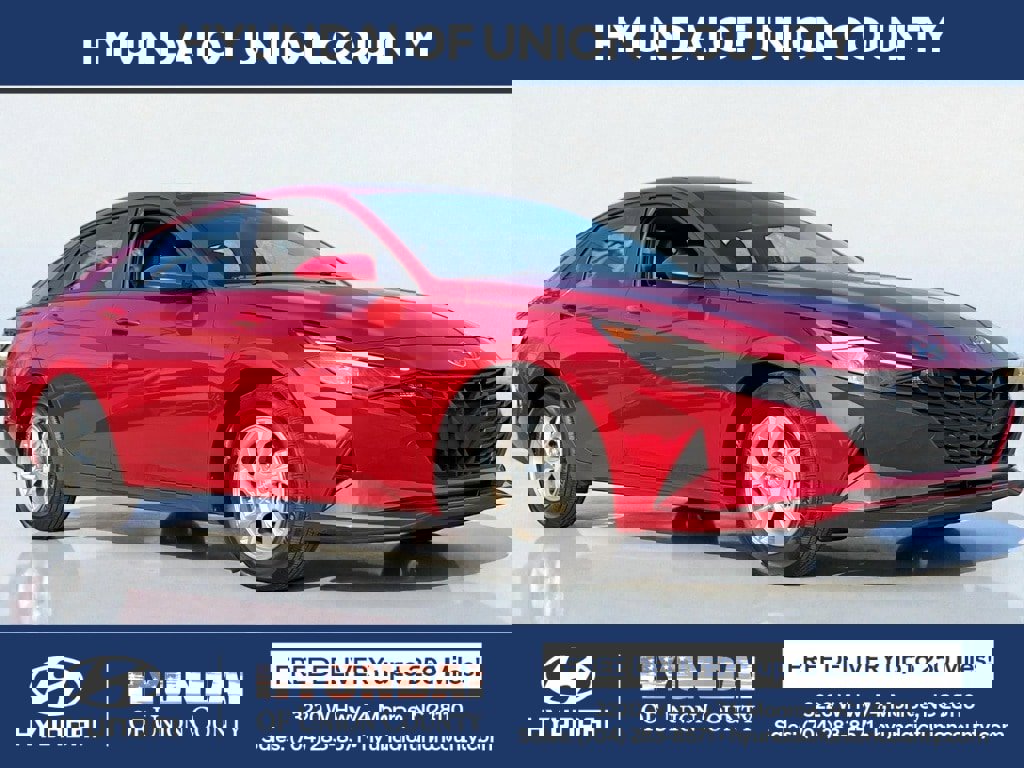 Certified 2023 Hyundai Elantra SE image 1