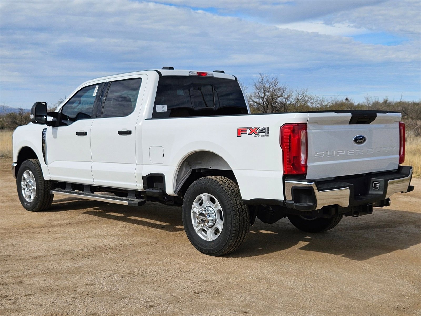 New 2026 Ford F250 XLT w/ FX4 Off-Road Package image 8
