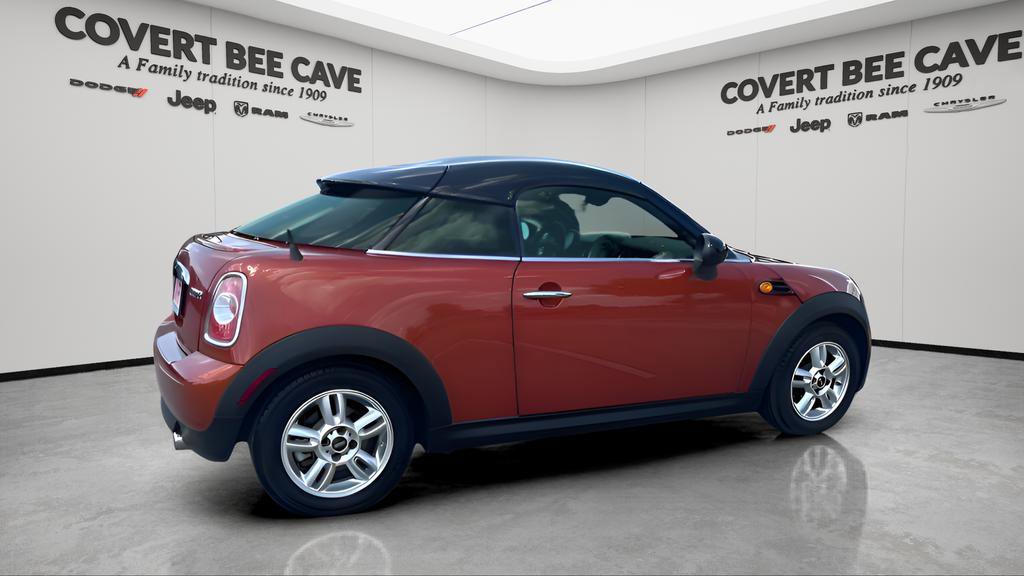 Used 2013 MINI Cooper Coupe Base image 9