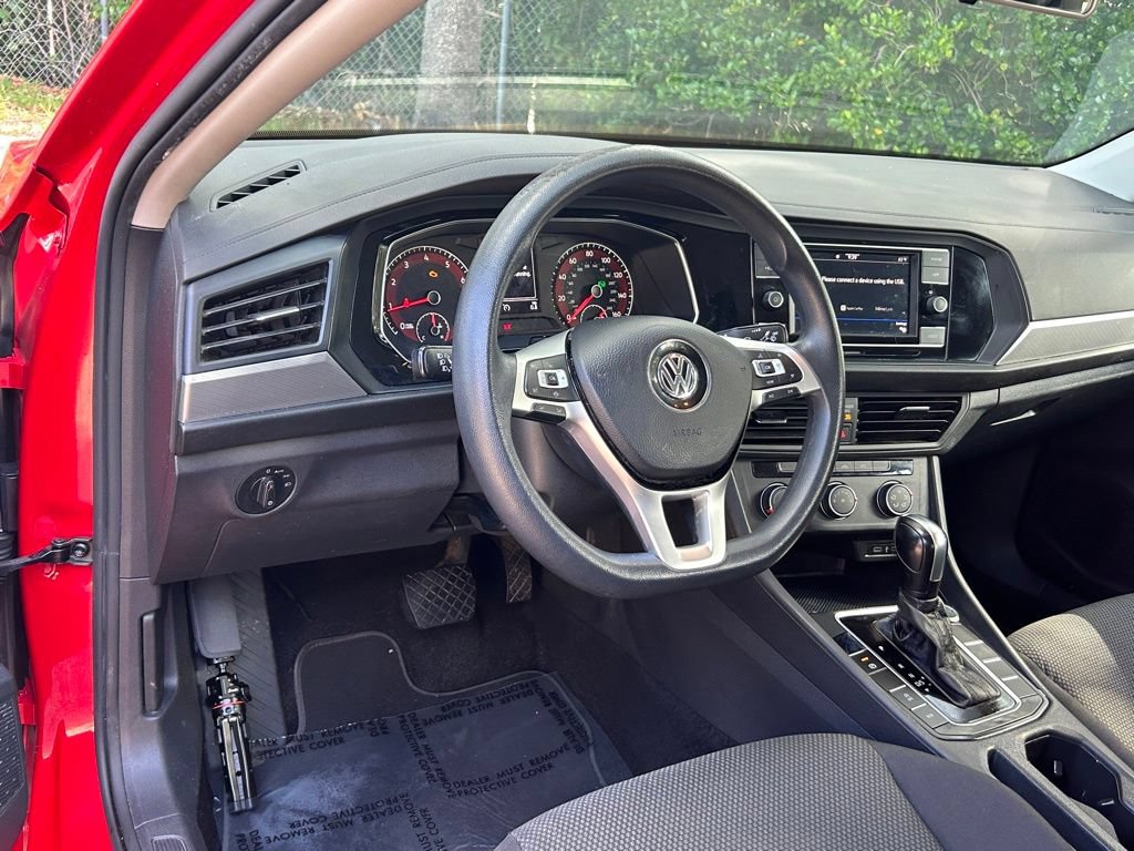 Used 2020 Volkswagen Jetta S FWD image 32