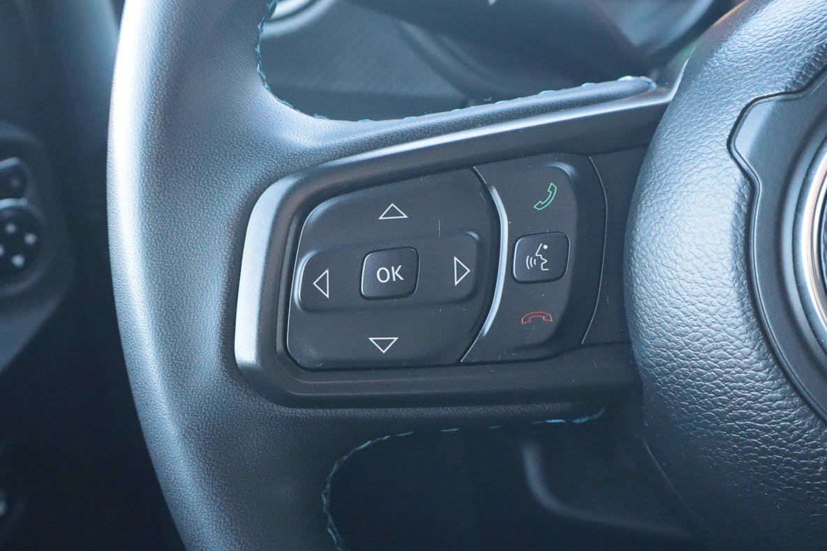 Used 2024 Jeep Wrangler Unlimited Rubicon 4xe AWD/4WD image 29