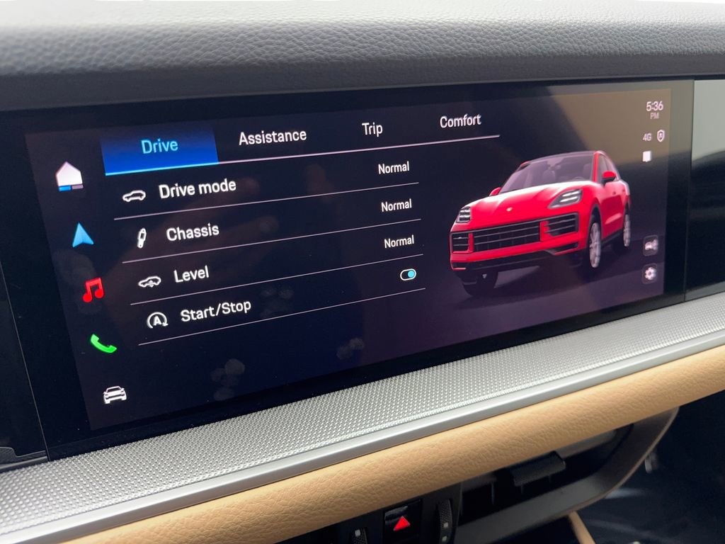 Used 2026 Porsche Cayenne Coupe image 64