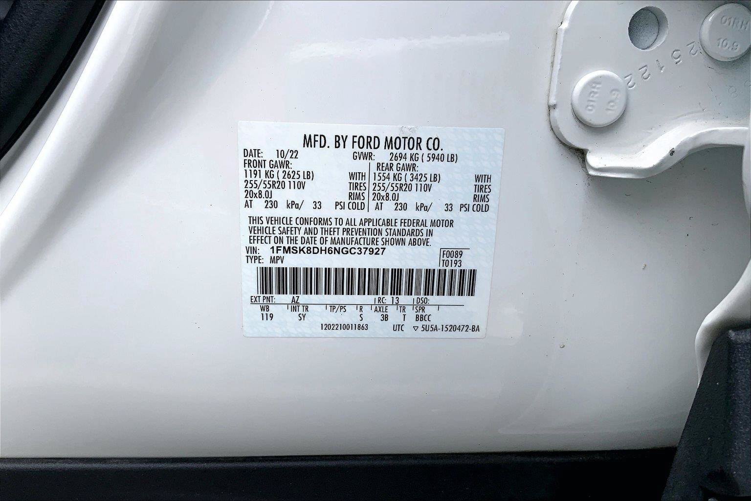 Used 2022 Ford Explorer XLT w/ Equipment Group 202A AWD/4WD image 33
