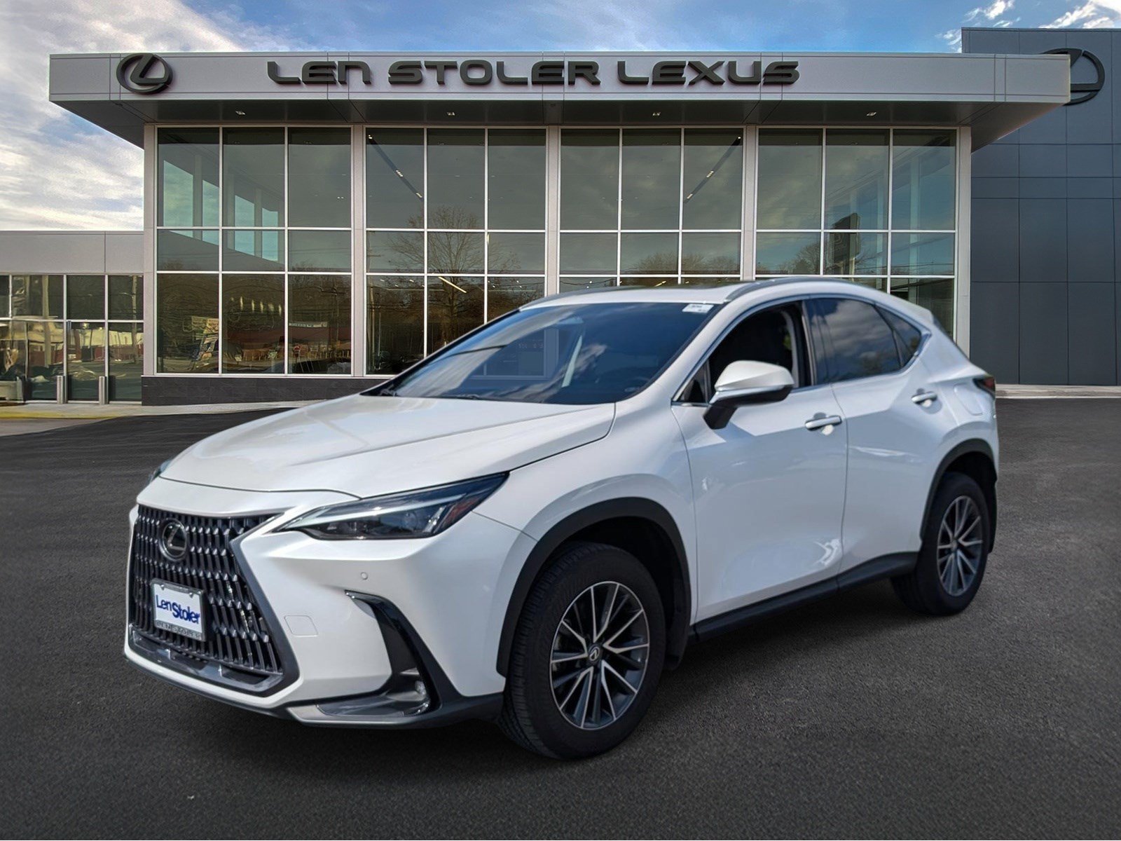 Certified 2025 Lexus NX 350 AWD w/ Accessory Package (2T) image 7