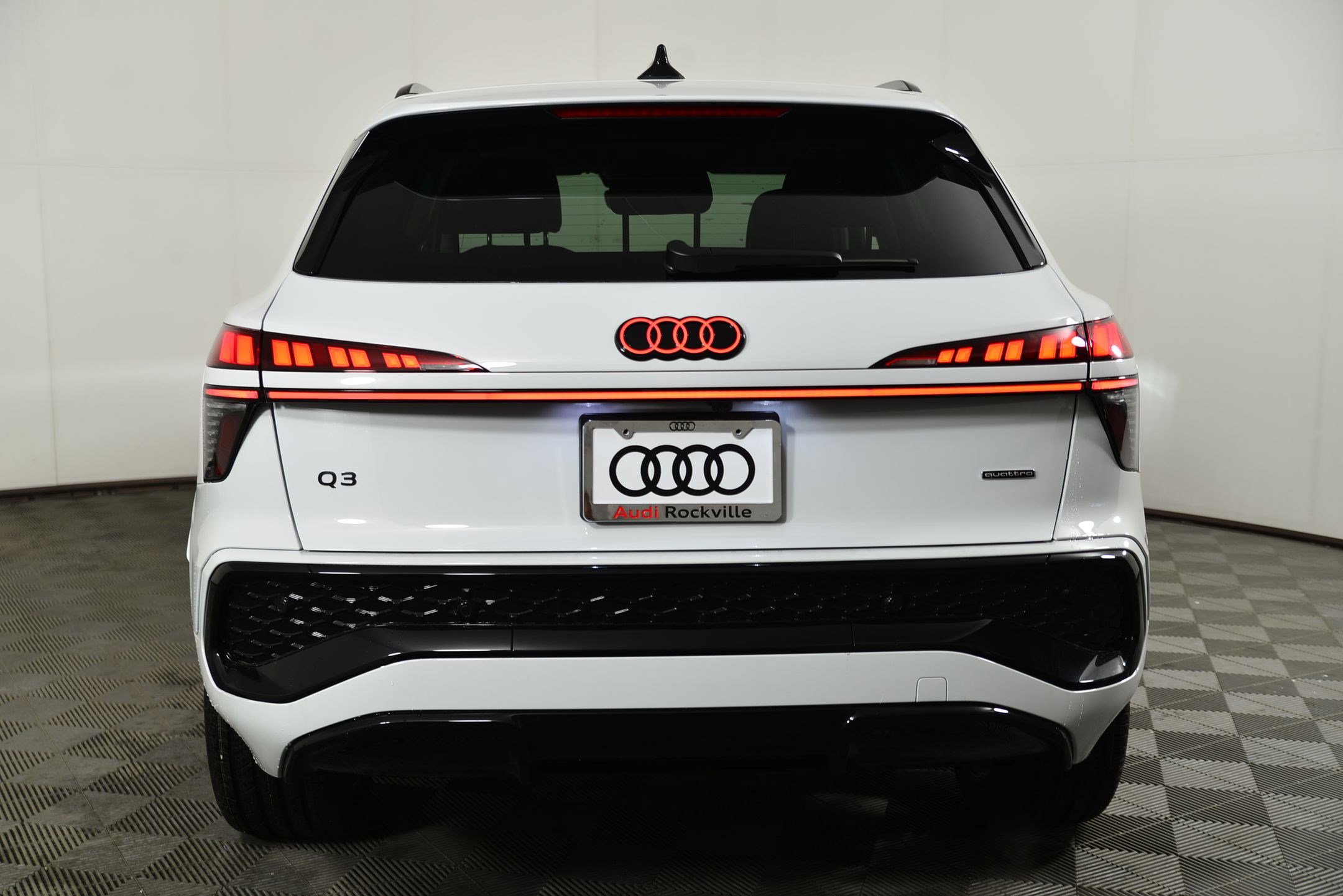 New 2026 Audi Q3 quattro 2.0T image 9