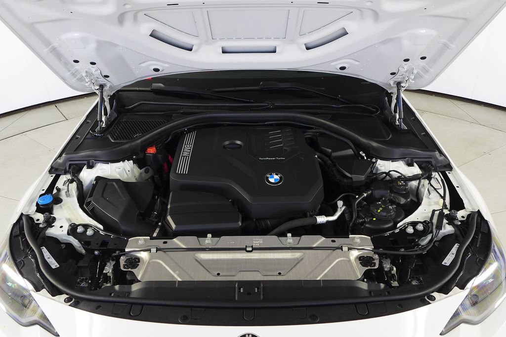 Used 2025 BMW 230i Coupe w/ M Sport Package image 6