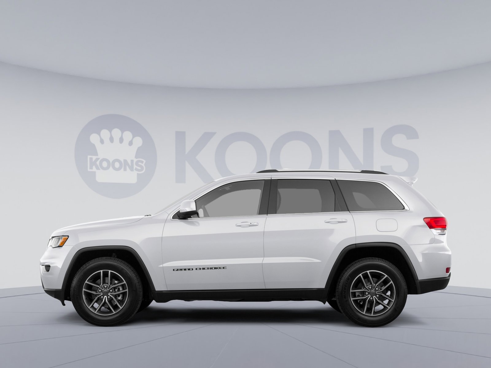 Used 2019 Jeep Grand Cherokee Limited image 2