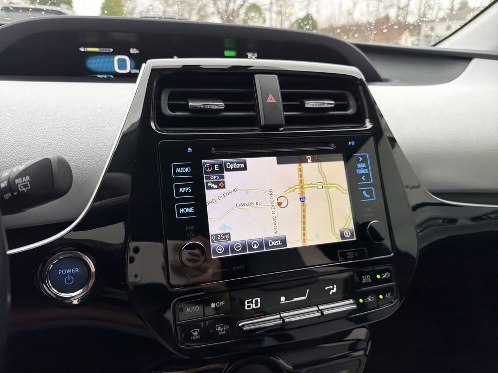 Used 2016 Toyota Prius Four image 28