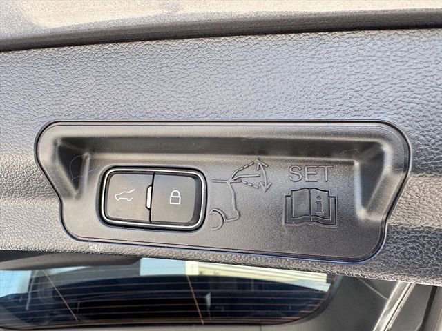 Used 2023 Ford Explorer Timberline image 11