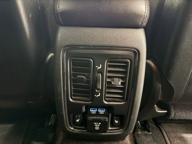 Used 2018 Jeep Grand Cherokee Limited image 32