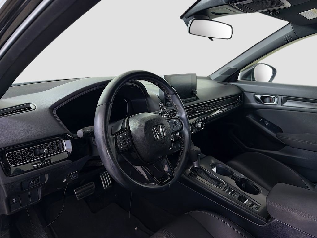 Used 2025 Honda Civic Sport image 9