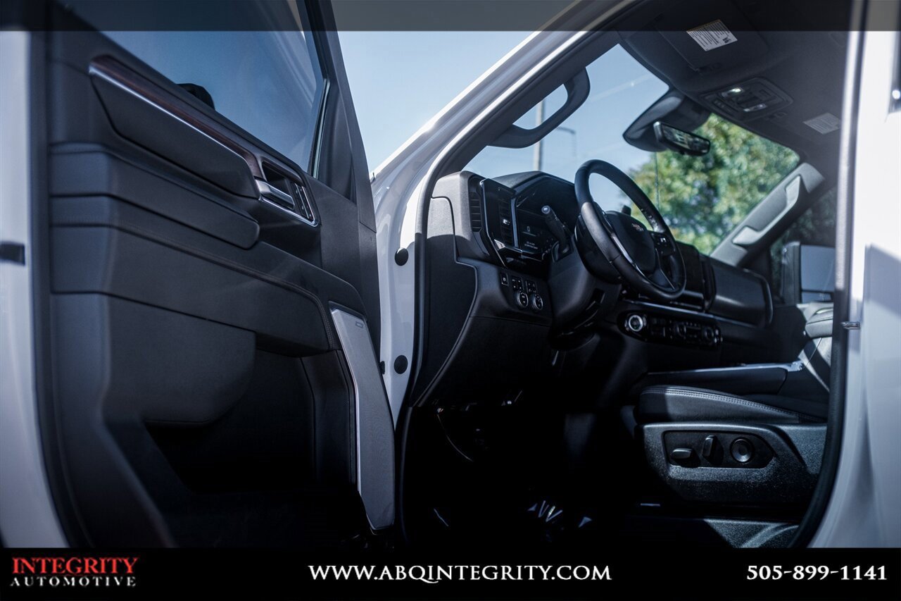 Used 2024 Chevrolet Silverado 2500 High Country w/ High Country Premium Package image 16