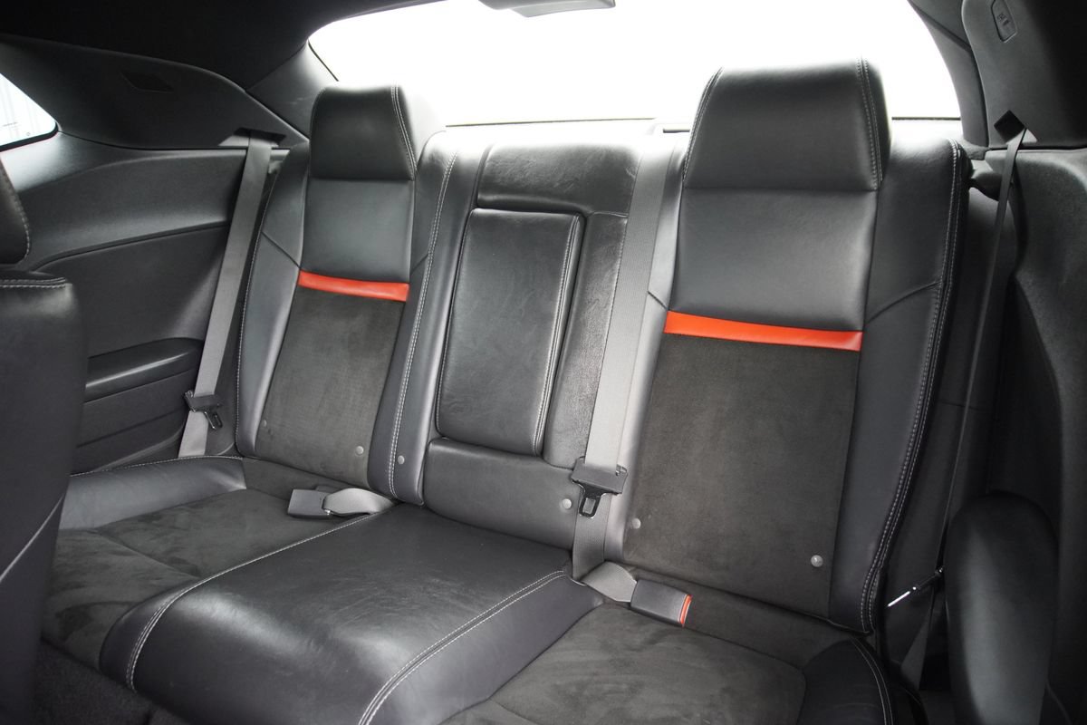 Used 2009 Dodge Challenger SRT8 RWD image 11
